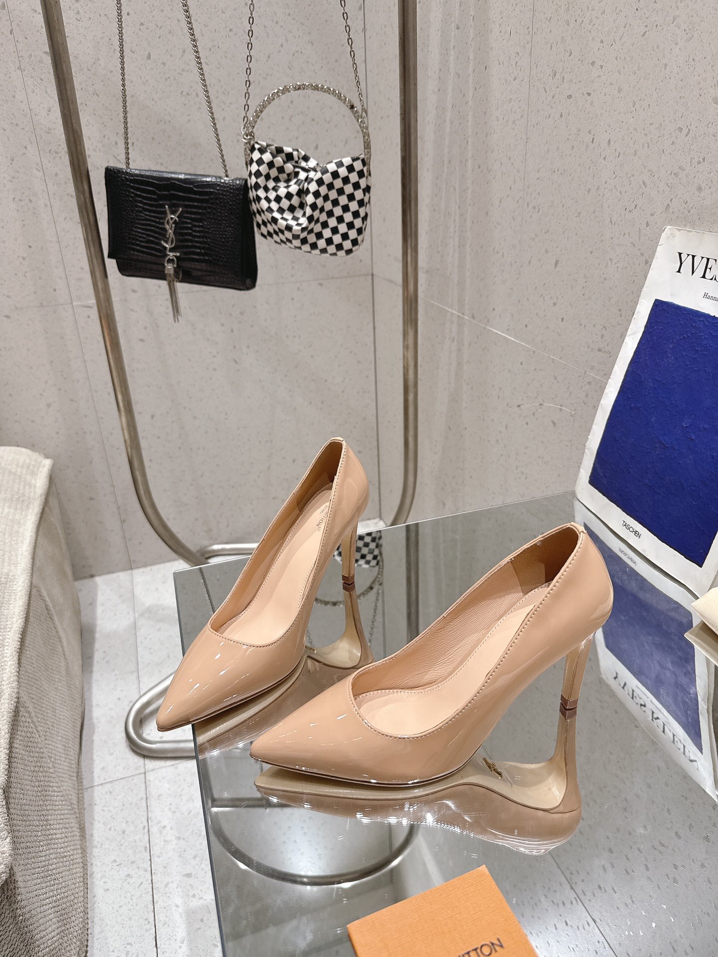 Women's high heels